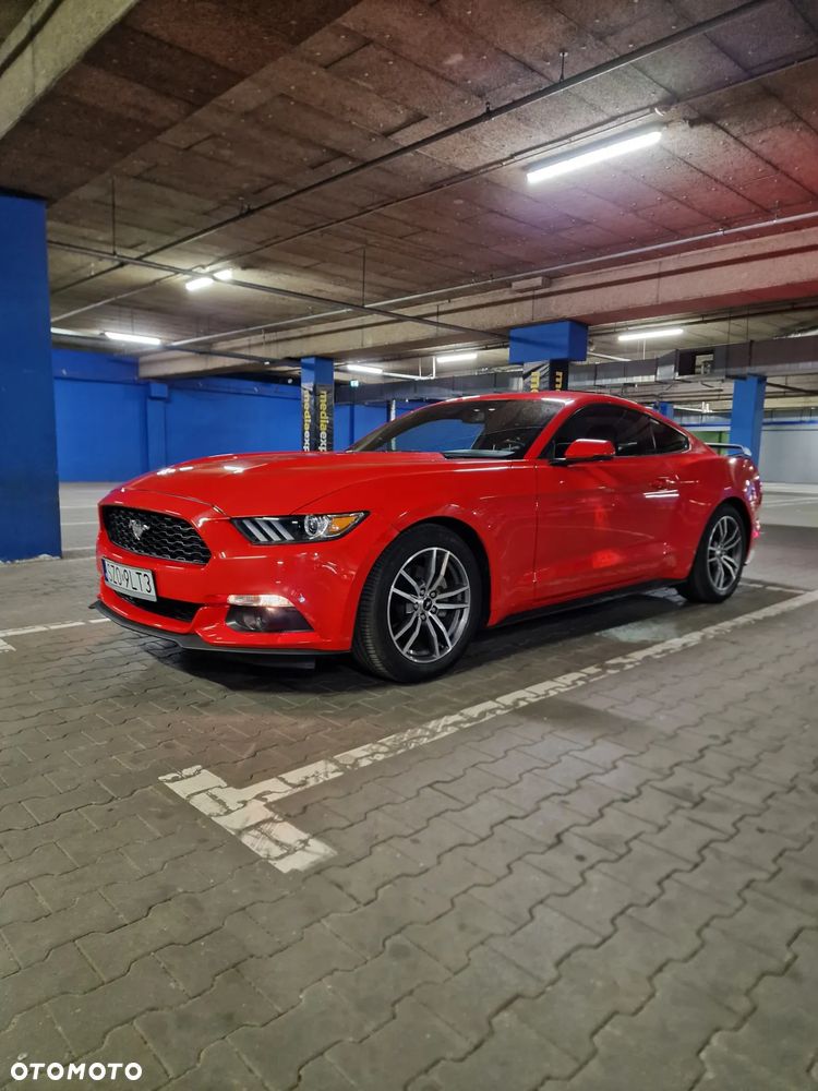 Ford Mustang - 3