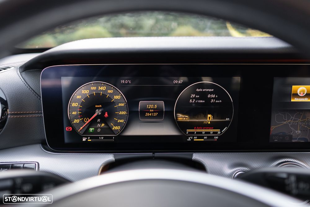 Mercedes-Benz E 220 - 30