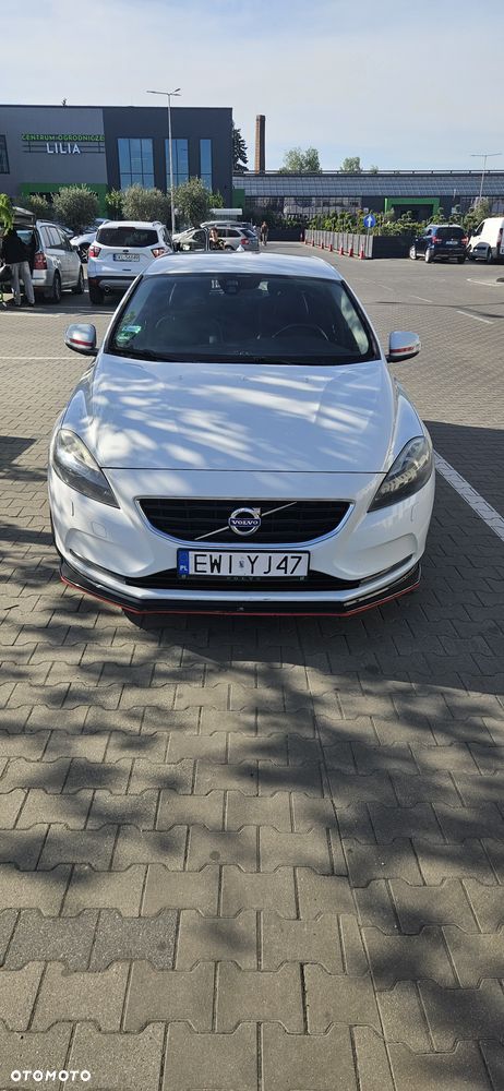 Volvo V40 - 2