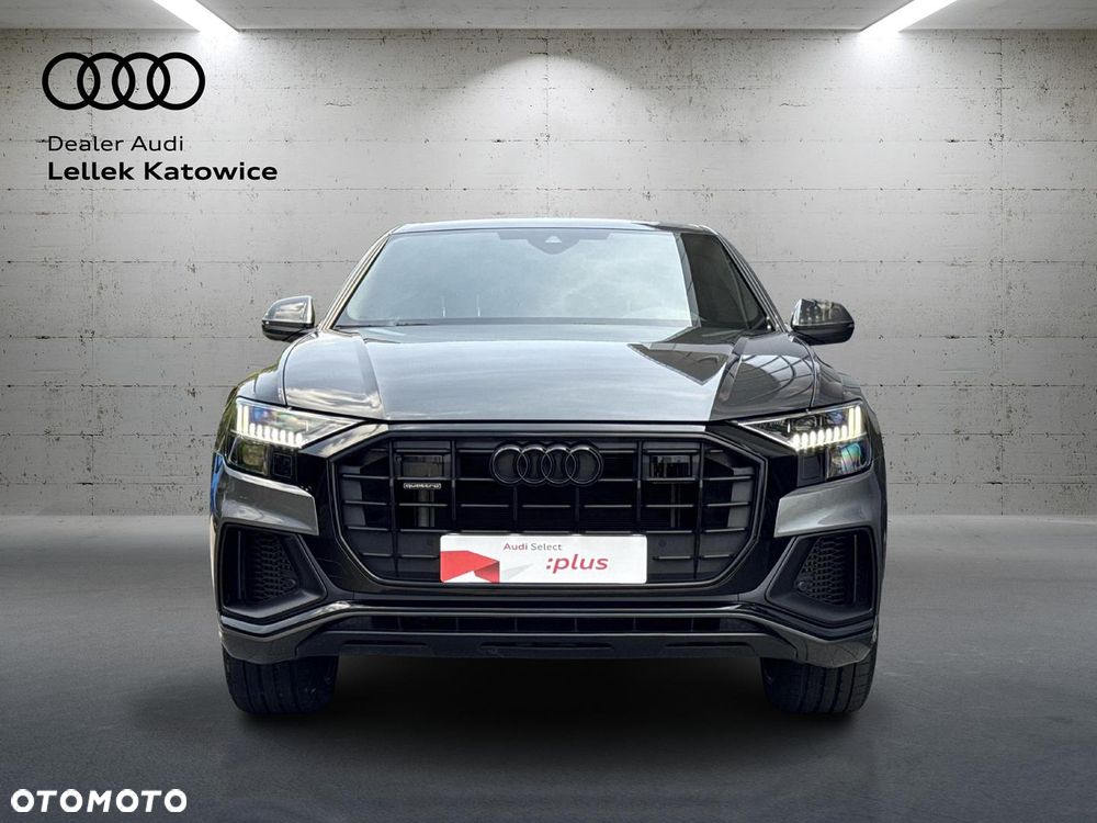 Audi Q8 - 8