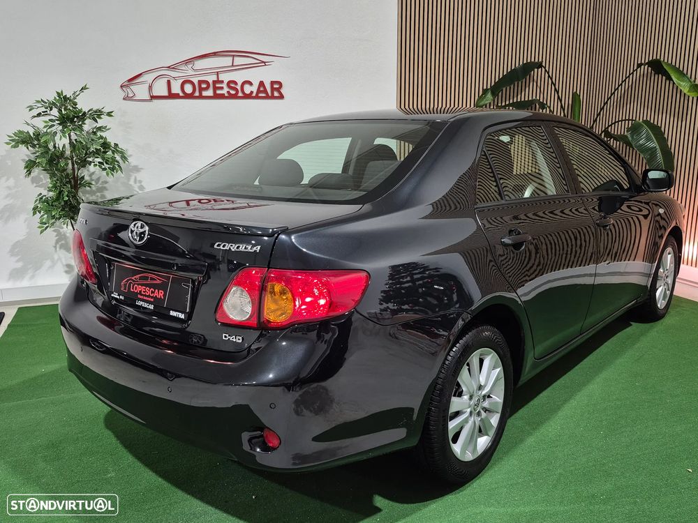 Toyota Corolla 1.4 D-4D Sol - 4