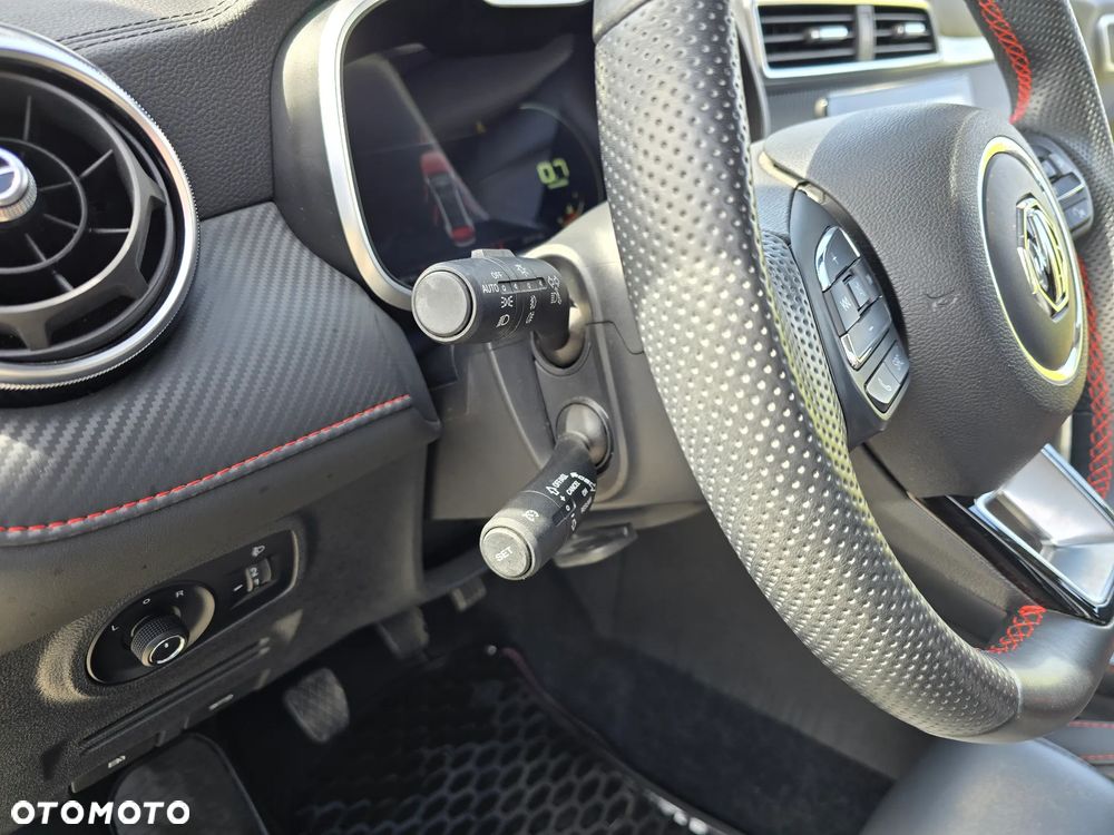 MG ZS 1.5 VTi-Tech Exclusive - 13