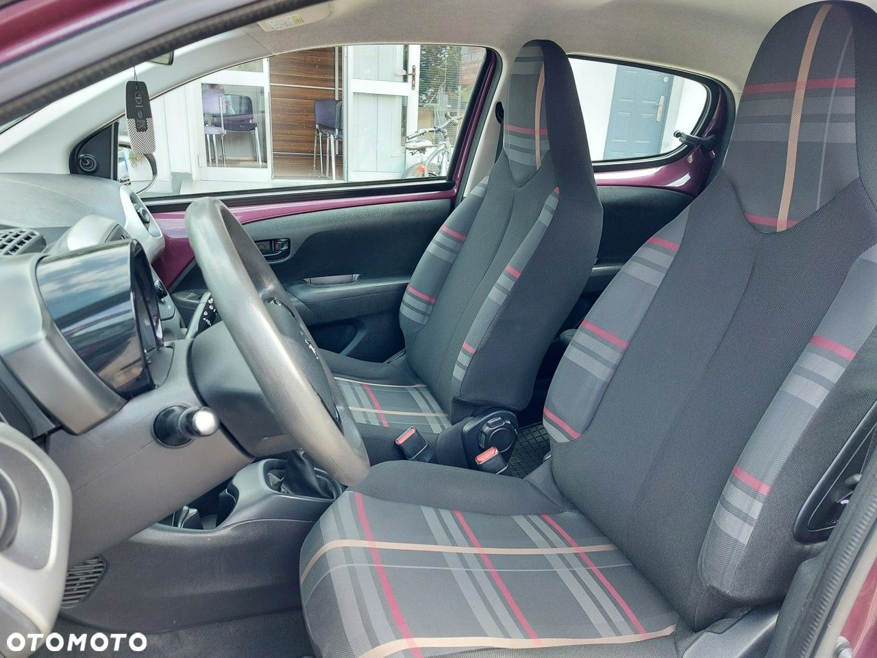 Peugeot 108 - 12