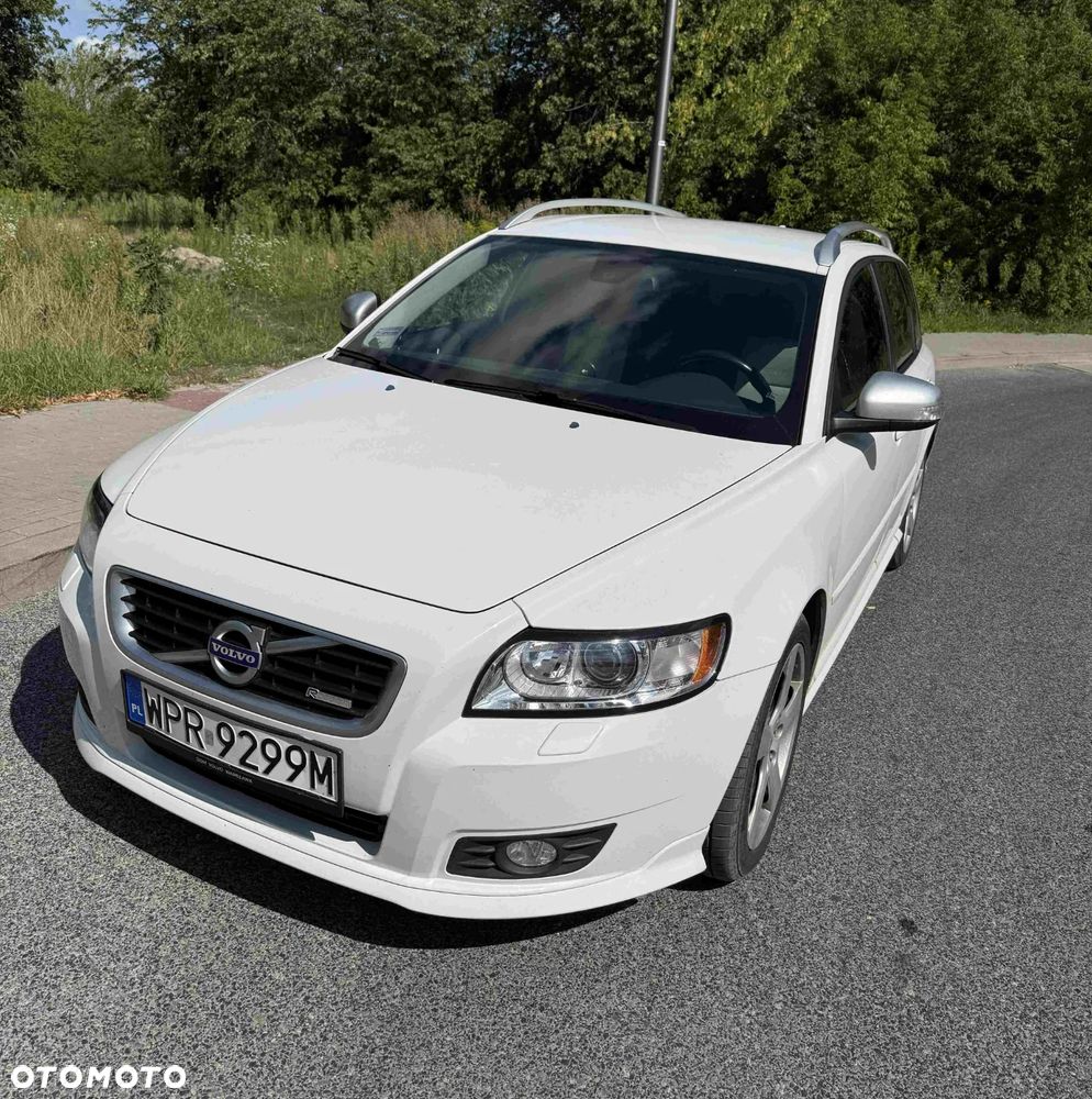 Volvo V50 D3 R-Design - 2