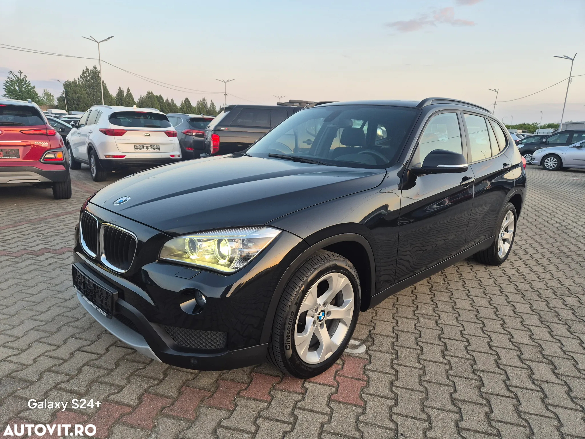 BMW X1 xDrive18d Aut. Sport Line - 2