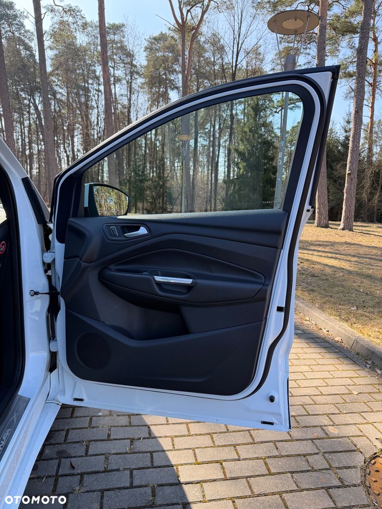 Ford Kuga 2.0 TDCi 4x4 Individual - 16