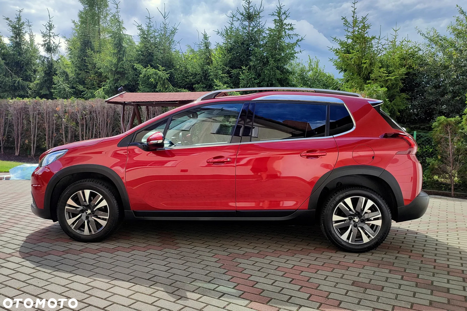 Peugeot 2008 PureTech 110 Stop&Start EAT6 Allure - 31