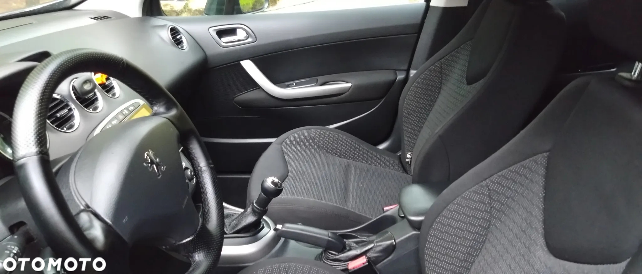Peugeot 308 1.6 Premium Plus - 14