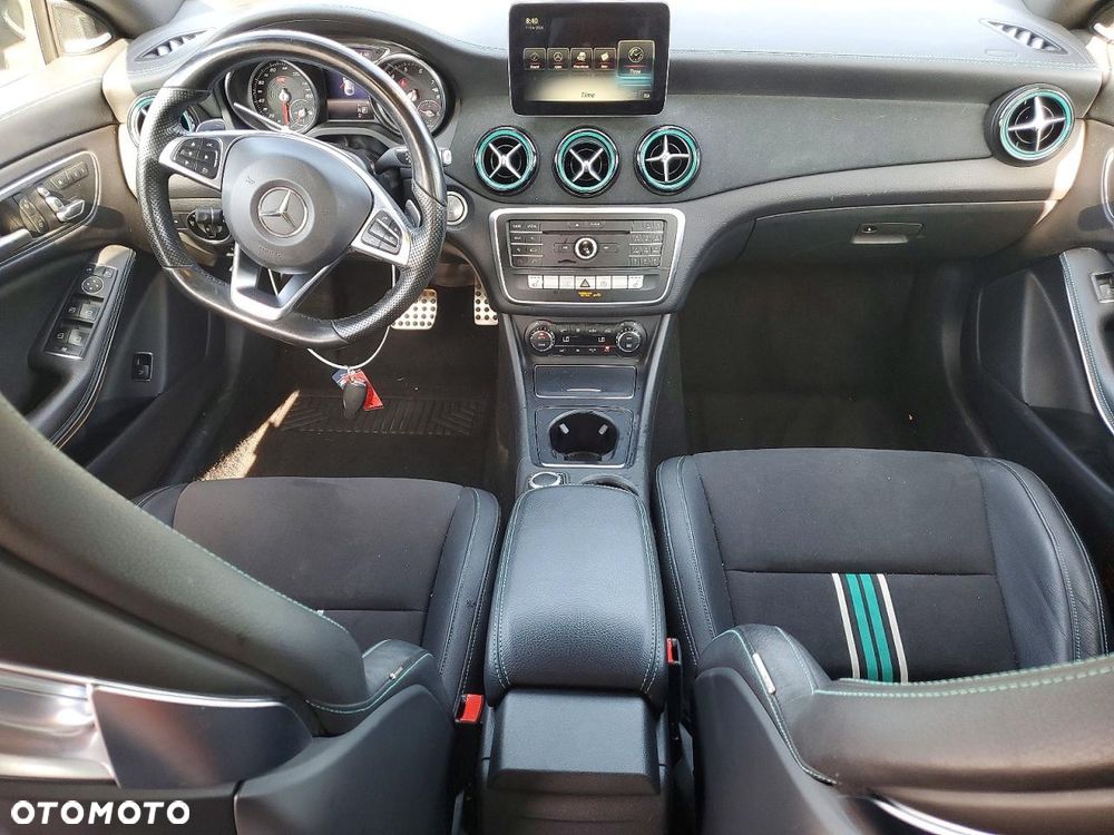 Mercedes-Benz CLA - 8