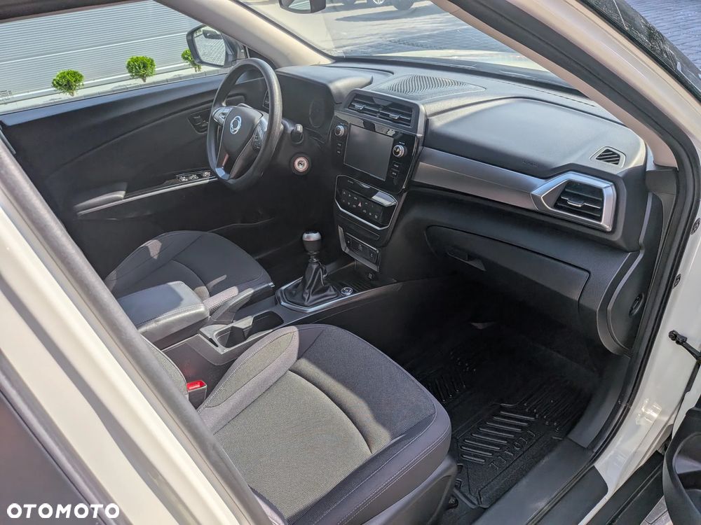 SsangYong/KGM Tivoli - 5