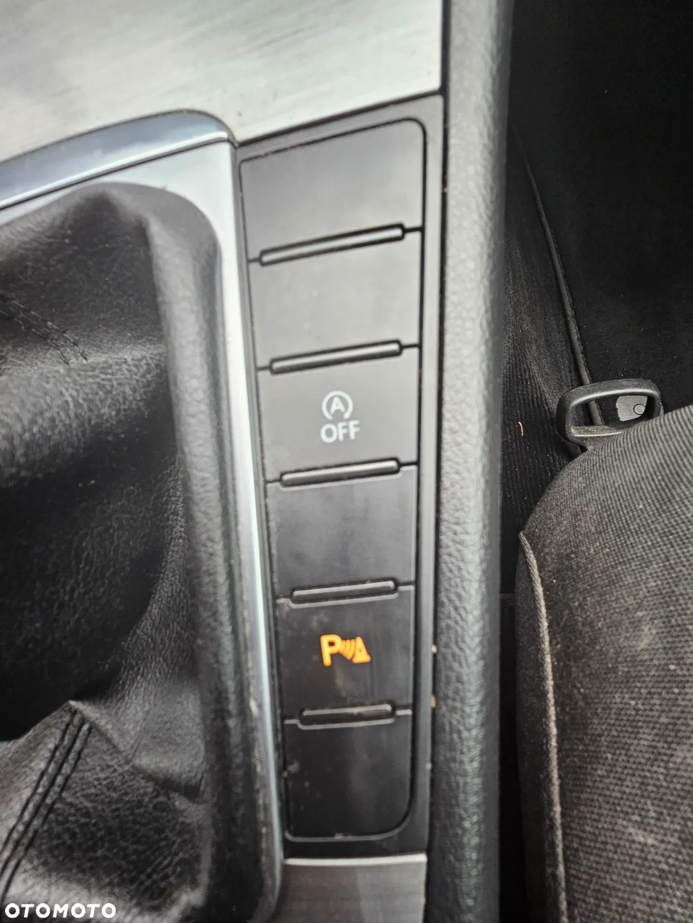 Volkswagen Passat 2.0 Blue TDI SCR Comfortline - 25