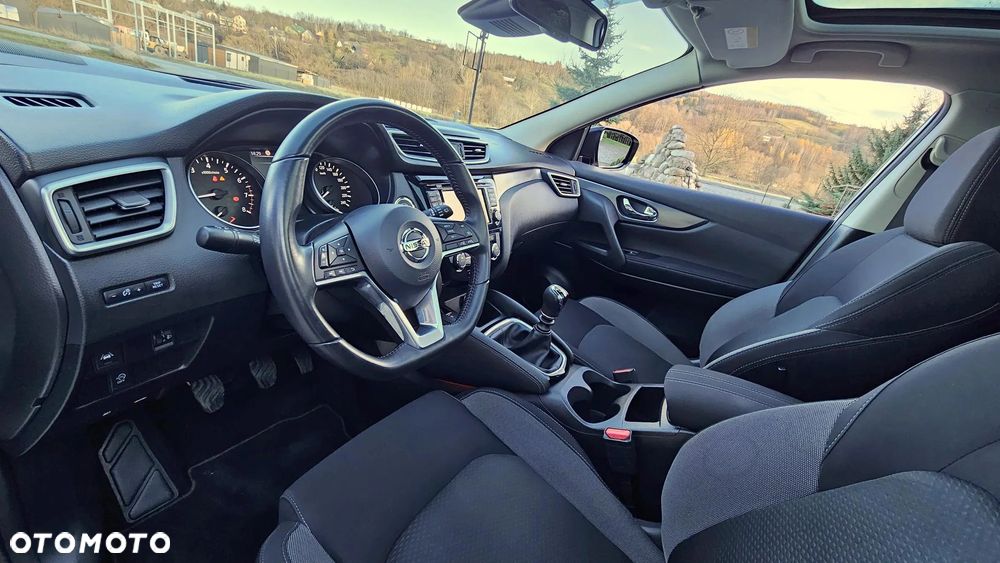 Nissan Qashqai 1.6 DIG-T N-Connecta - 20