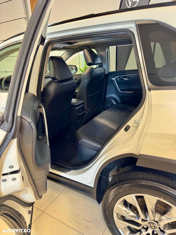 Toyota RAV4 - 15