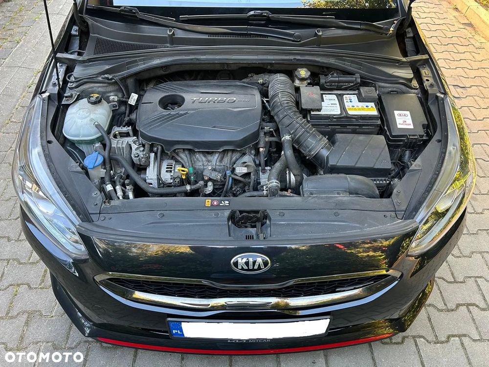 Kia Ceed 1.6 T-GDI GT DCT - 11