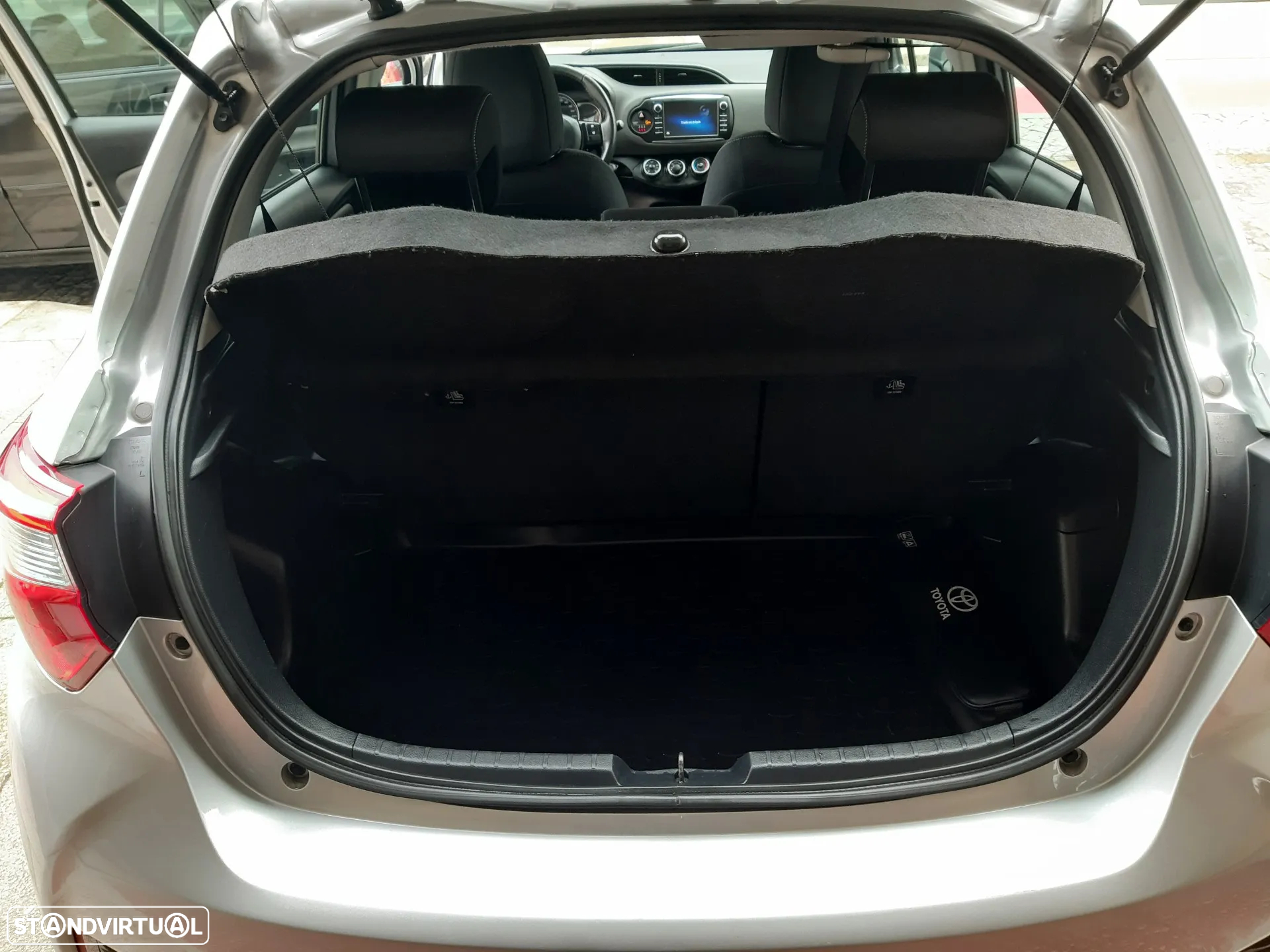 Toyota Yaris 1.0 VVT-i Comfort - 10