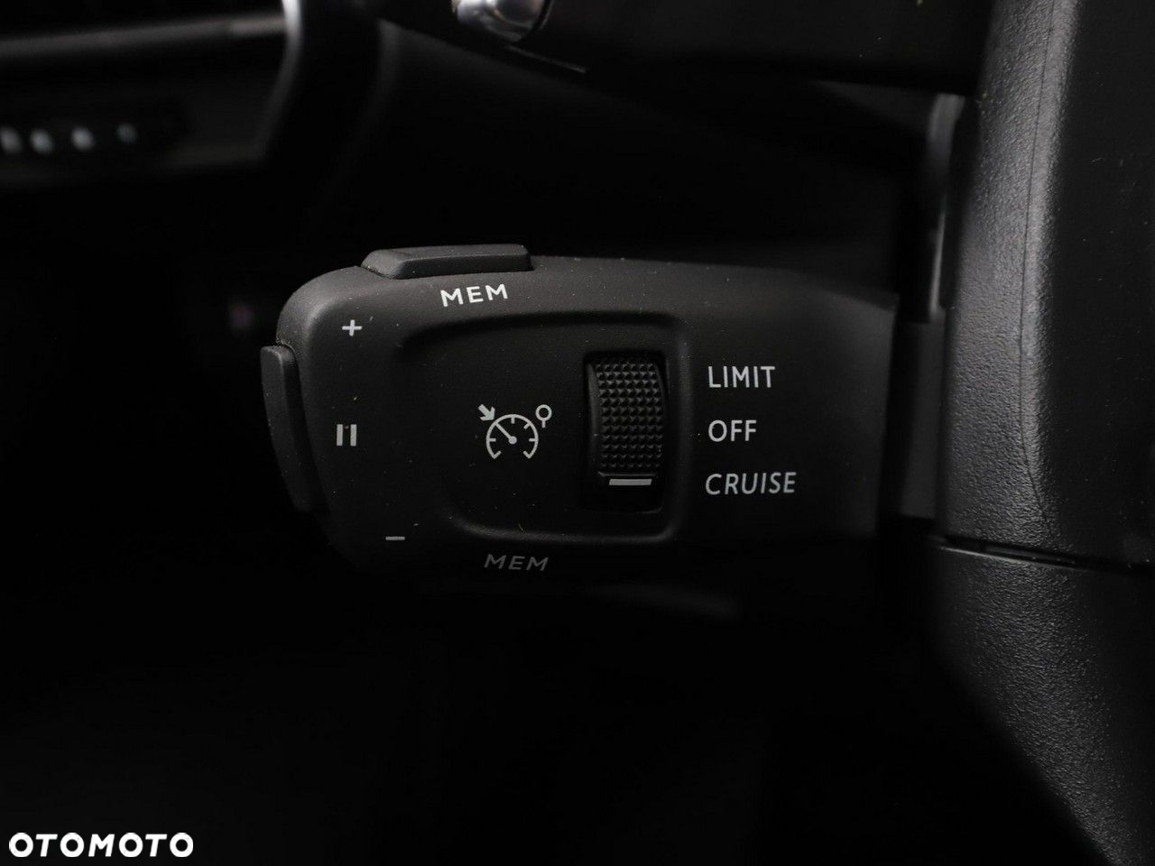 DS Automobiles DS 7 Crossback 1.6 PureTech So Chic - 29