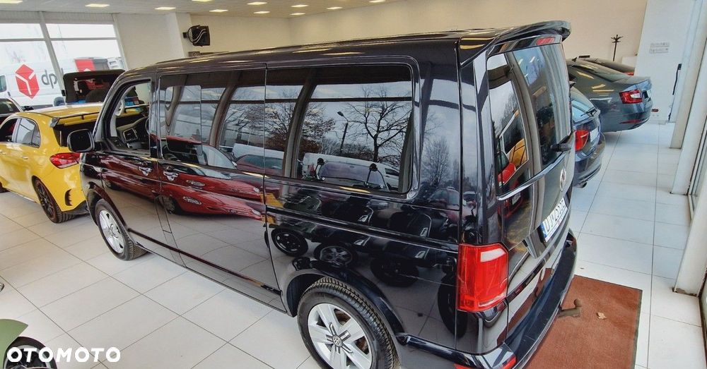 Volkswagen Multivan - 11