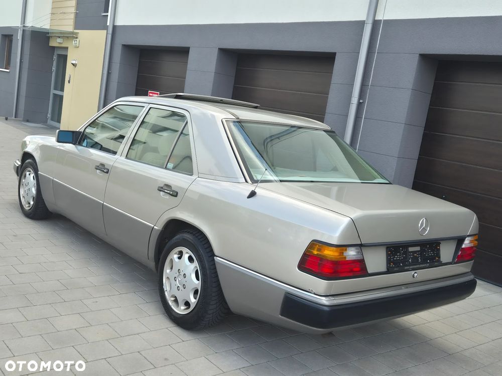 Mercedes-Benz W124 (1984-1993) - 2