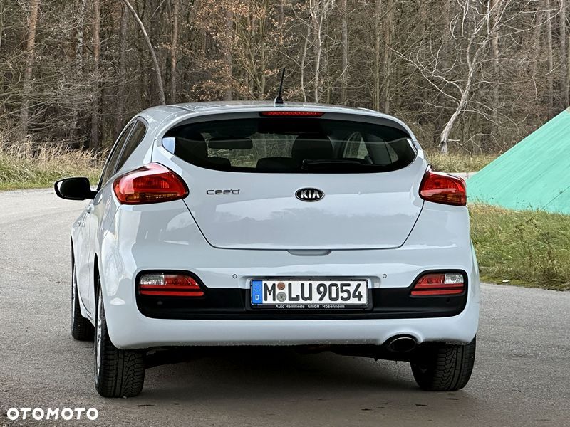 Kia ProCeed - 4
