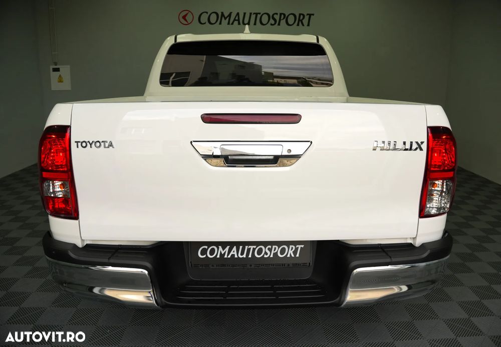 Toyota Hilux - 5