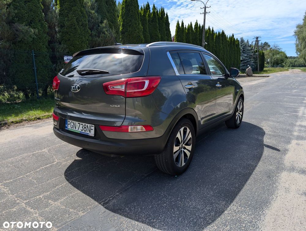 Kia Sportage 1.7 CRDI 2WD ISG Dream-Team Edition - 10
