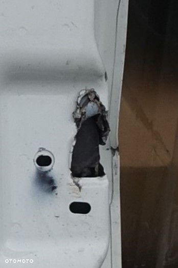 DRZWI PRAWY TYŁ IVECO DAILY 17r. - 7