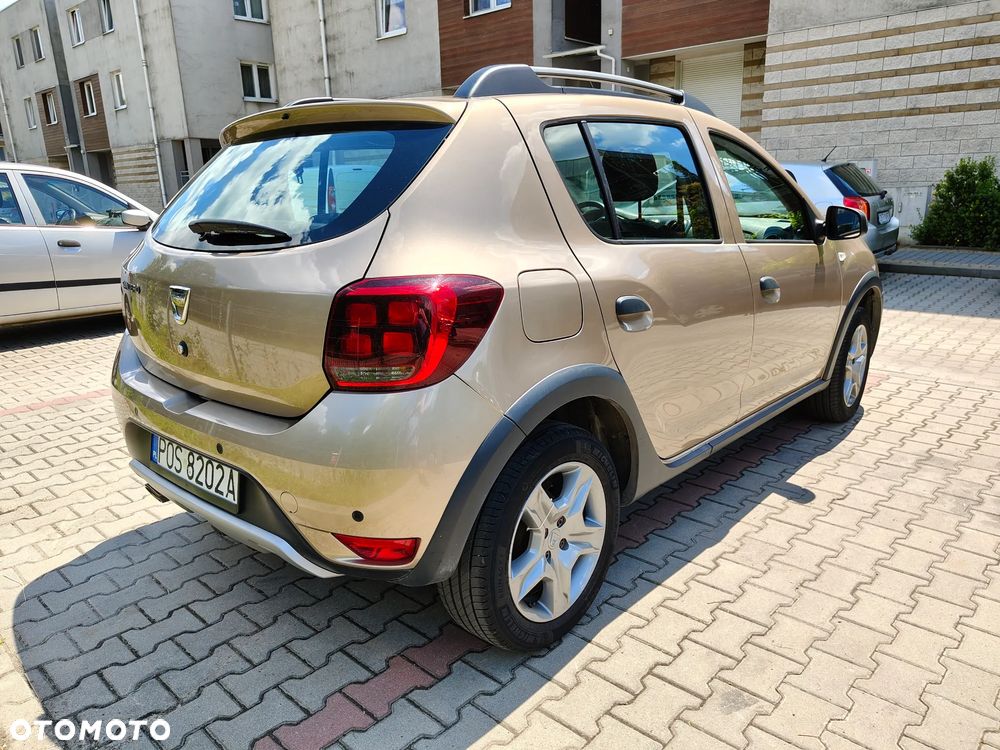 Dacia Sandero Stepway 1.0 TCe Laureate S&S - 5