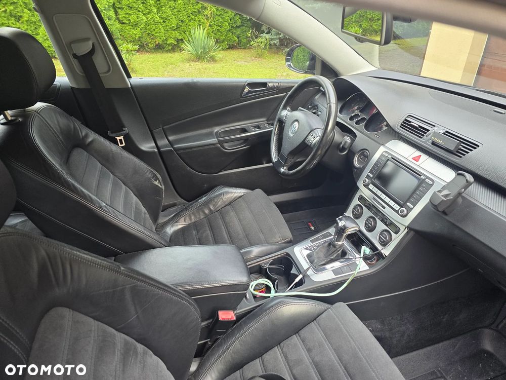Volkswagen Passat 2.0 TDI DPF Highline DSG - 9