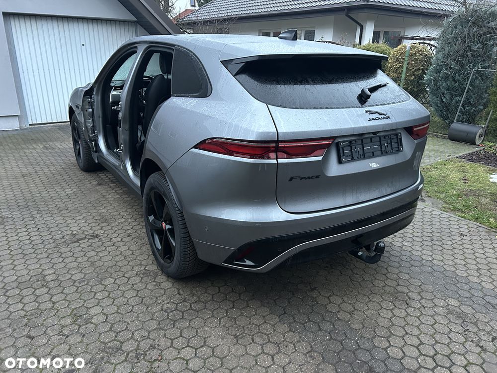Jaguar F-Pace P250 AWD R-Dynamic Black - 7