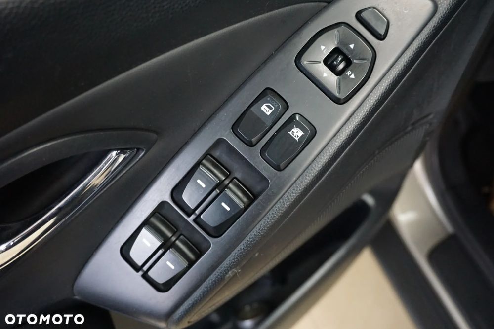 Hyundai ix35 2.0 4WD Automatik Style - 25