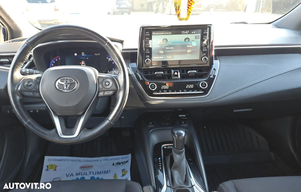 Toyota Corolla 1.8 HSD Dynamic - 3