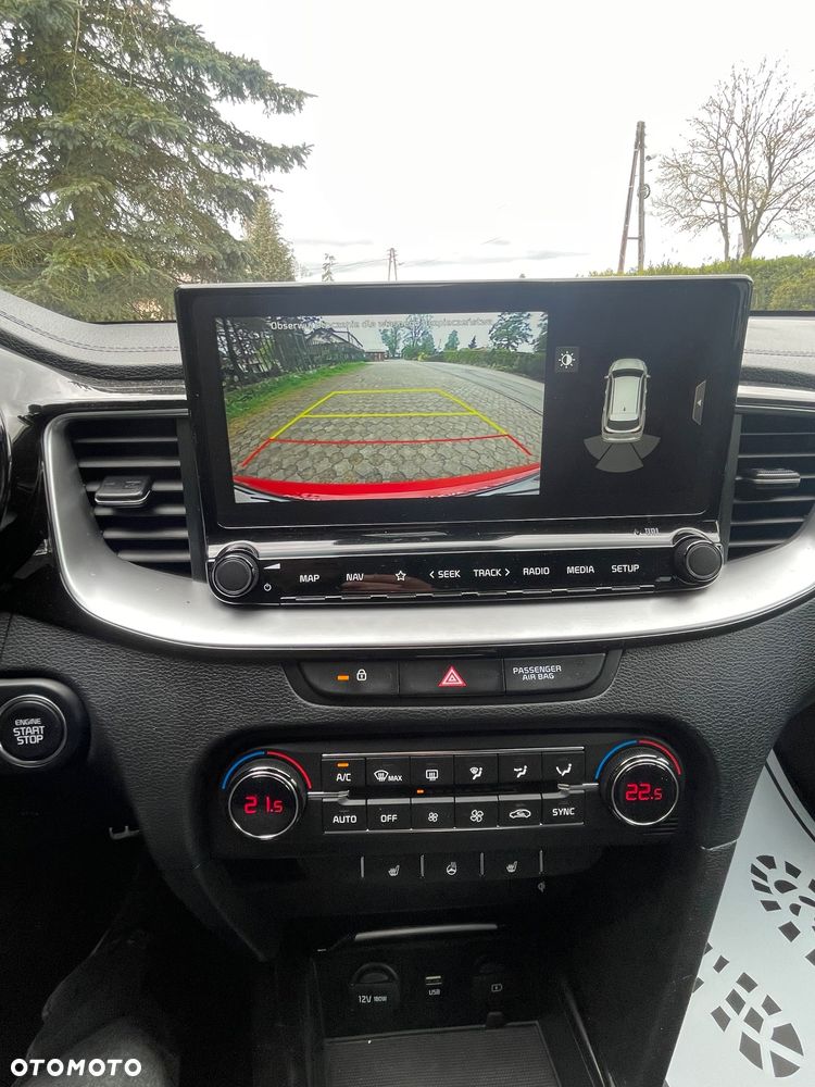Kia ProCeed 1.4 T-GDI OPF GT LINE - 24