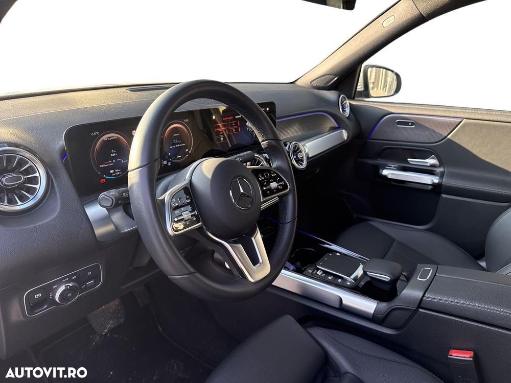 Mercedes-Benz EQB 300 4MATIC - 9