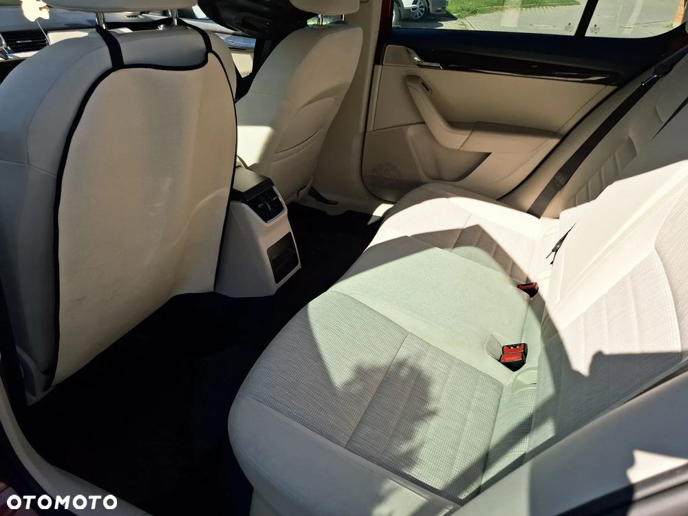 Skoda Octavia 1.2 TSI Elegance - 29