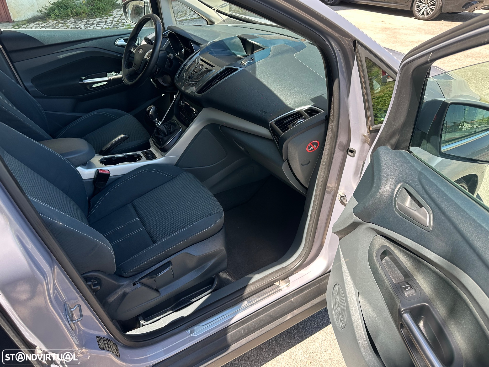 Ford Grand C-Max 1.6 TDCi Titanium - 21