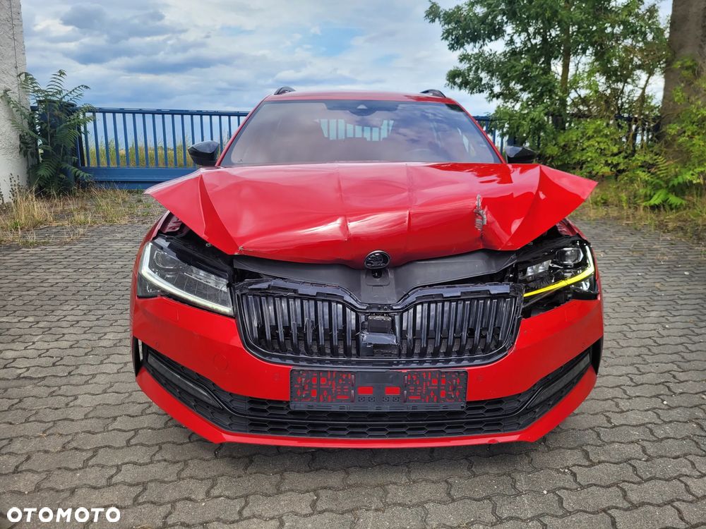 Skoda Superb 2.0 TDI DSG Sportline - 39