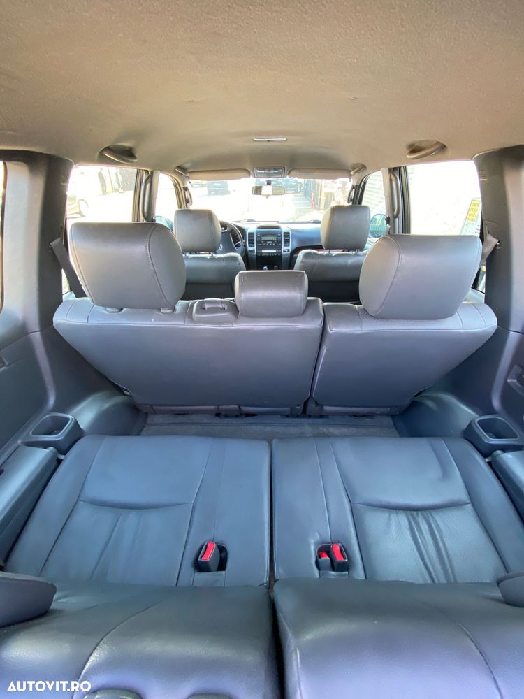 Toyota Land Cruiser 3.0 TD-4D Aut Executive - 6