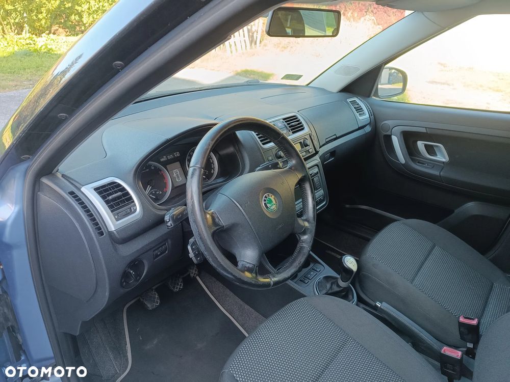 Skoda Roomster - 8