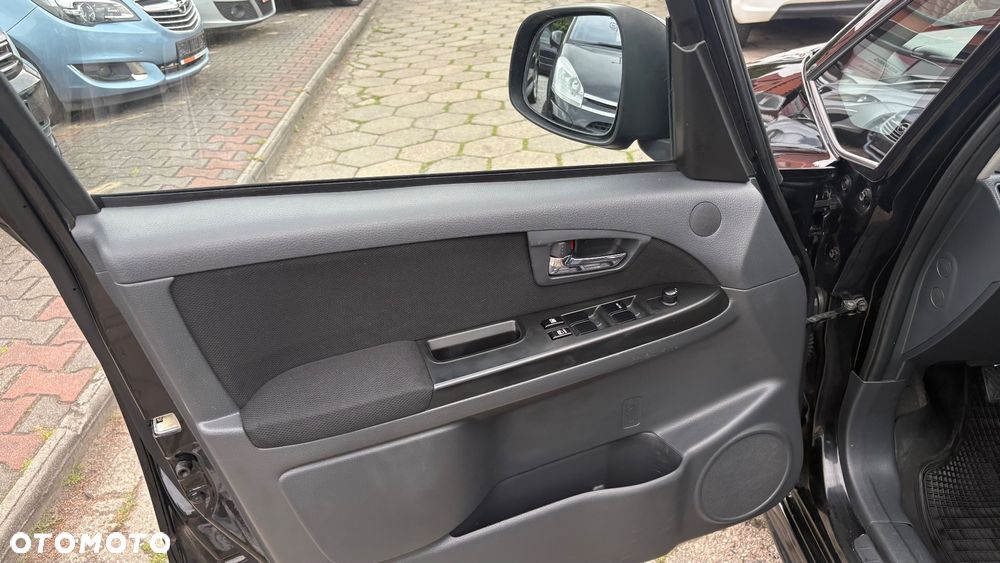 Suzuki SX4 1.6 Comfort - 16