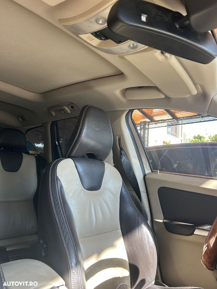 Volvo XC 60 D5 AWD Summum - 6