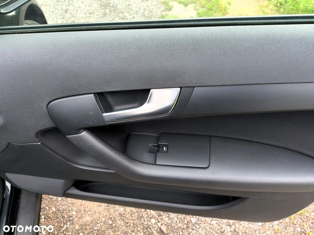Audi A3 Sportback 1.4 TFSI Ambiente - 17