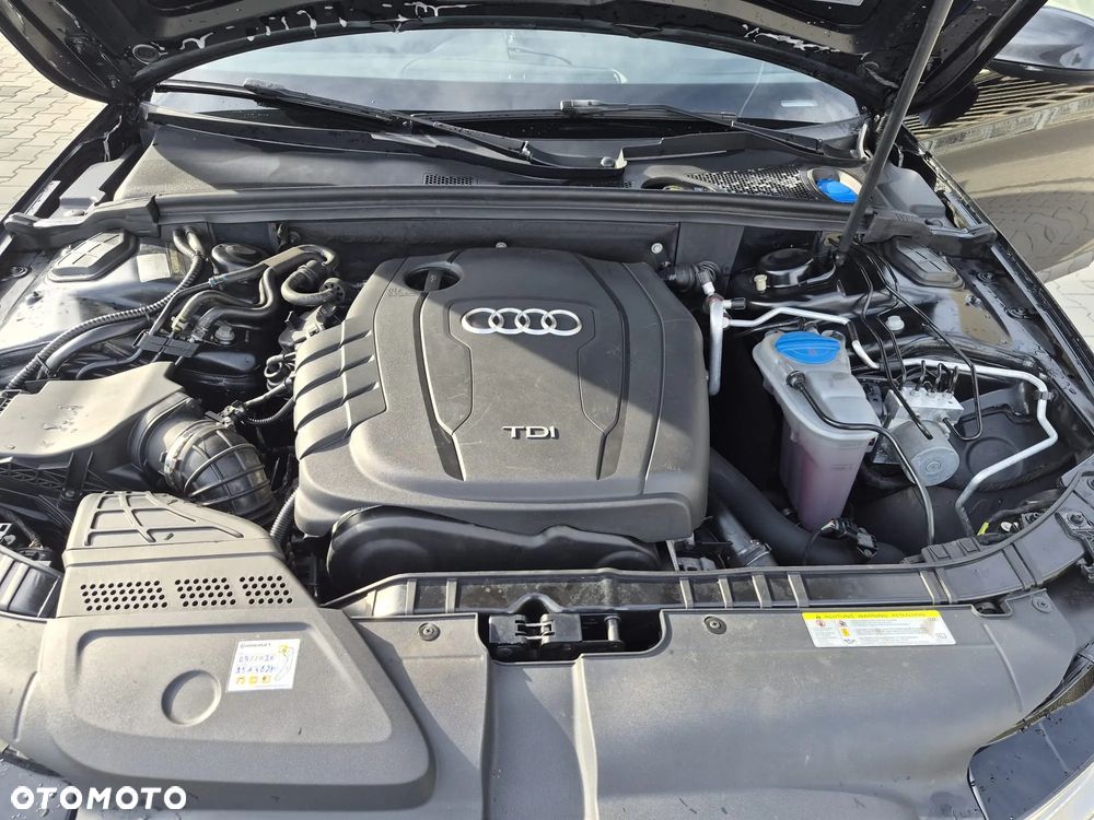 Audi A4 Avant 2.0 TDI DPF quattro S tronic S line Sportpaket - 23