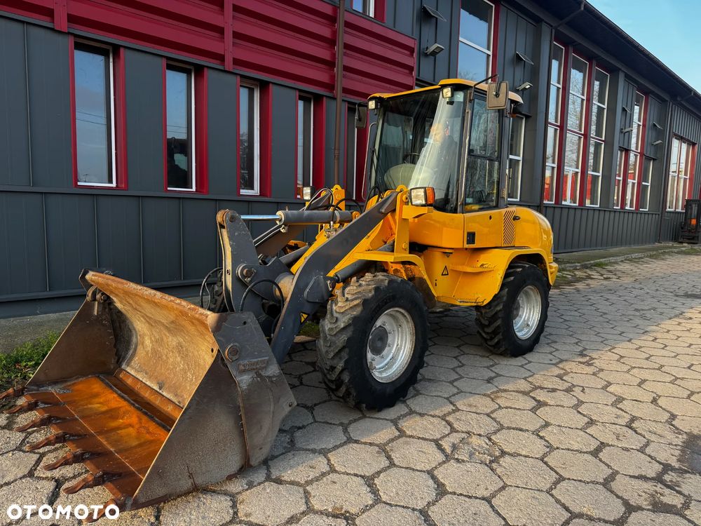 Volvo L30B
