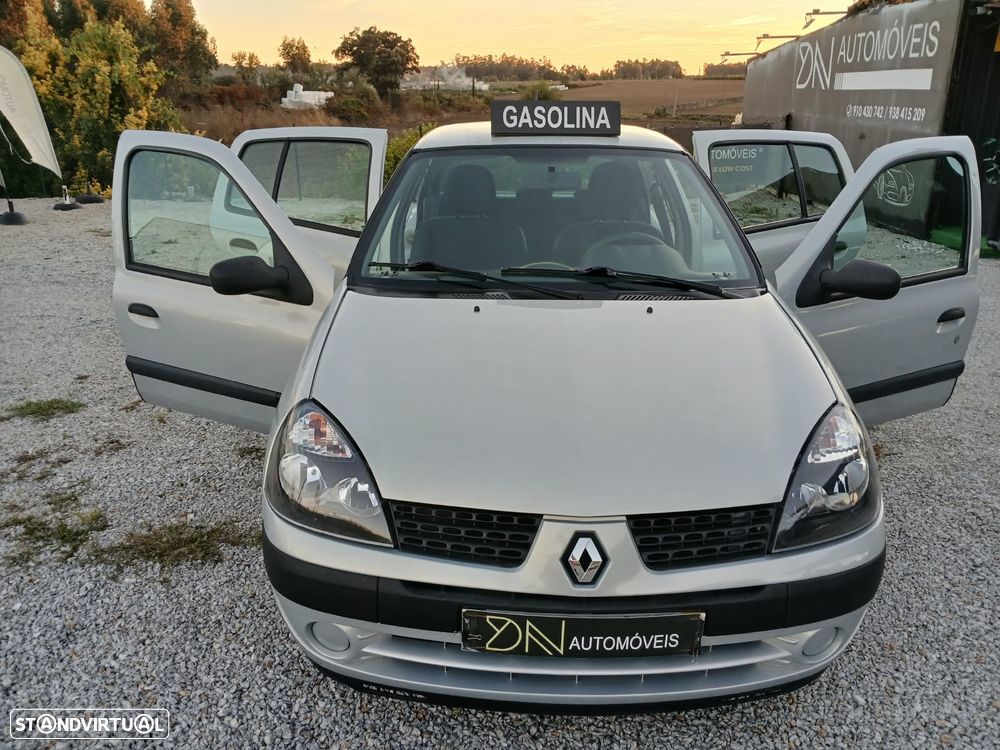Renault Clio - 1