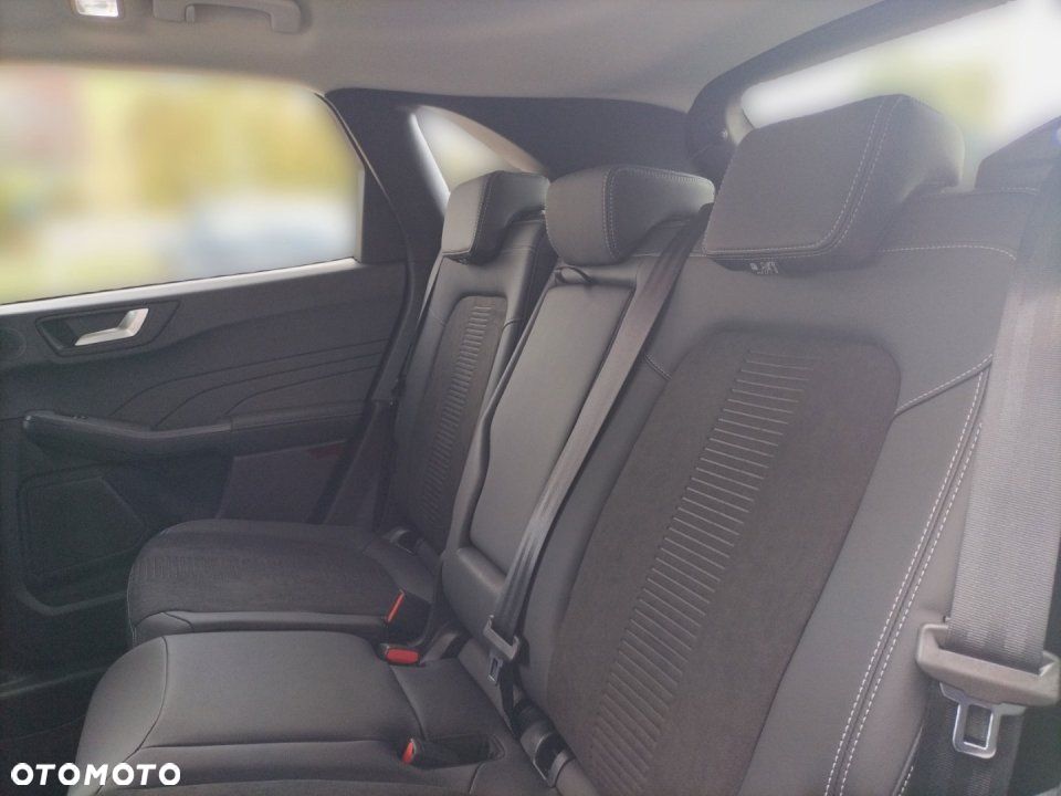 Ford Kuga - 14