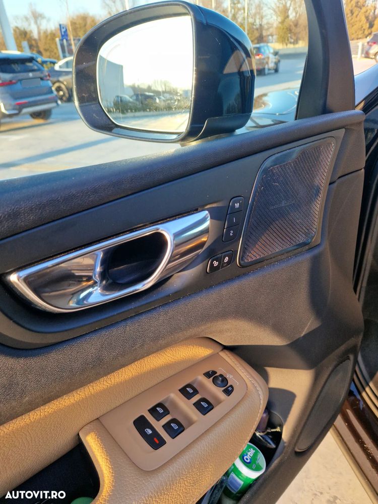 Volvo XC 60 B4 D AWD Geartronic Inscription - 12