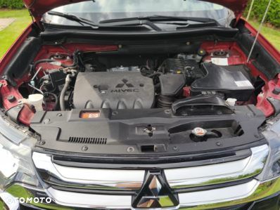 Mitsubishi Outlander 2.0 2WD - 16