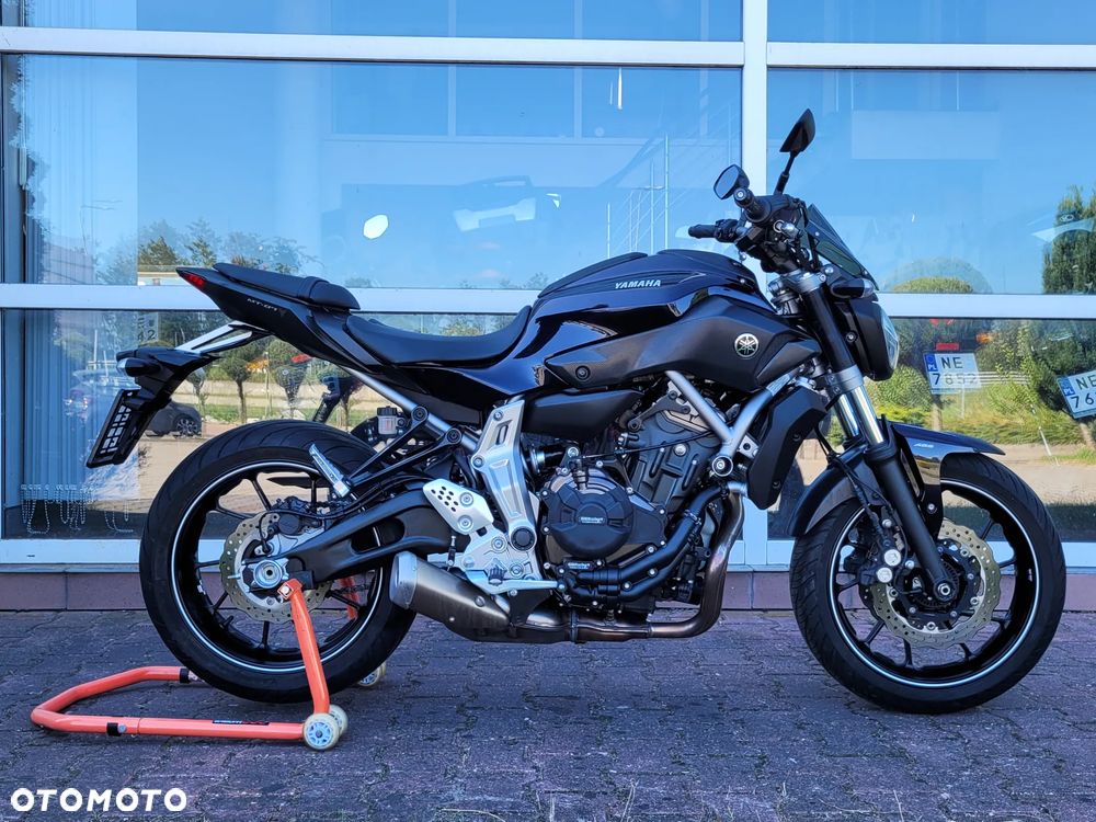Yamaha MT - 3