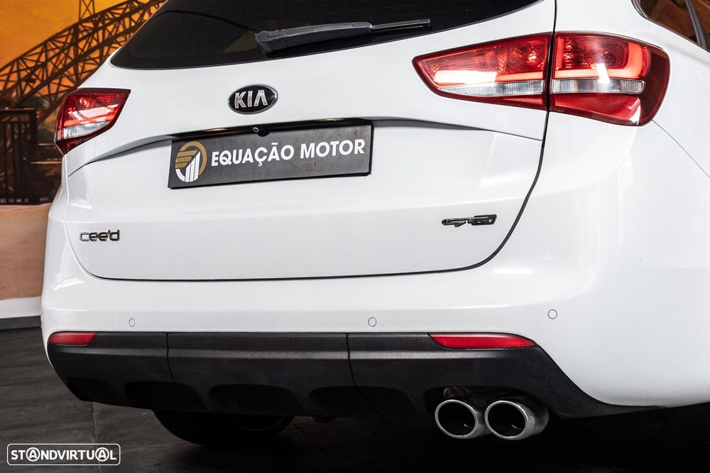 Kia Ceed SW 1.6 CRDi Nav Line - 9