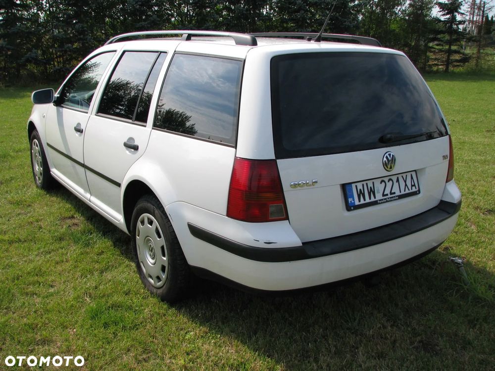 Volkswagen Golf - 3